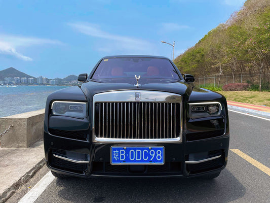Rolls-Royce Cullinan - Услуги Персонального Шофера.
