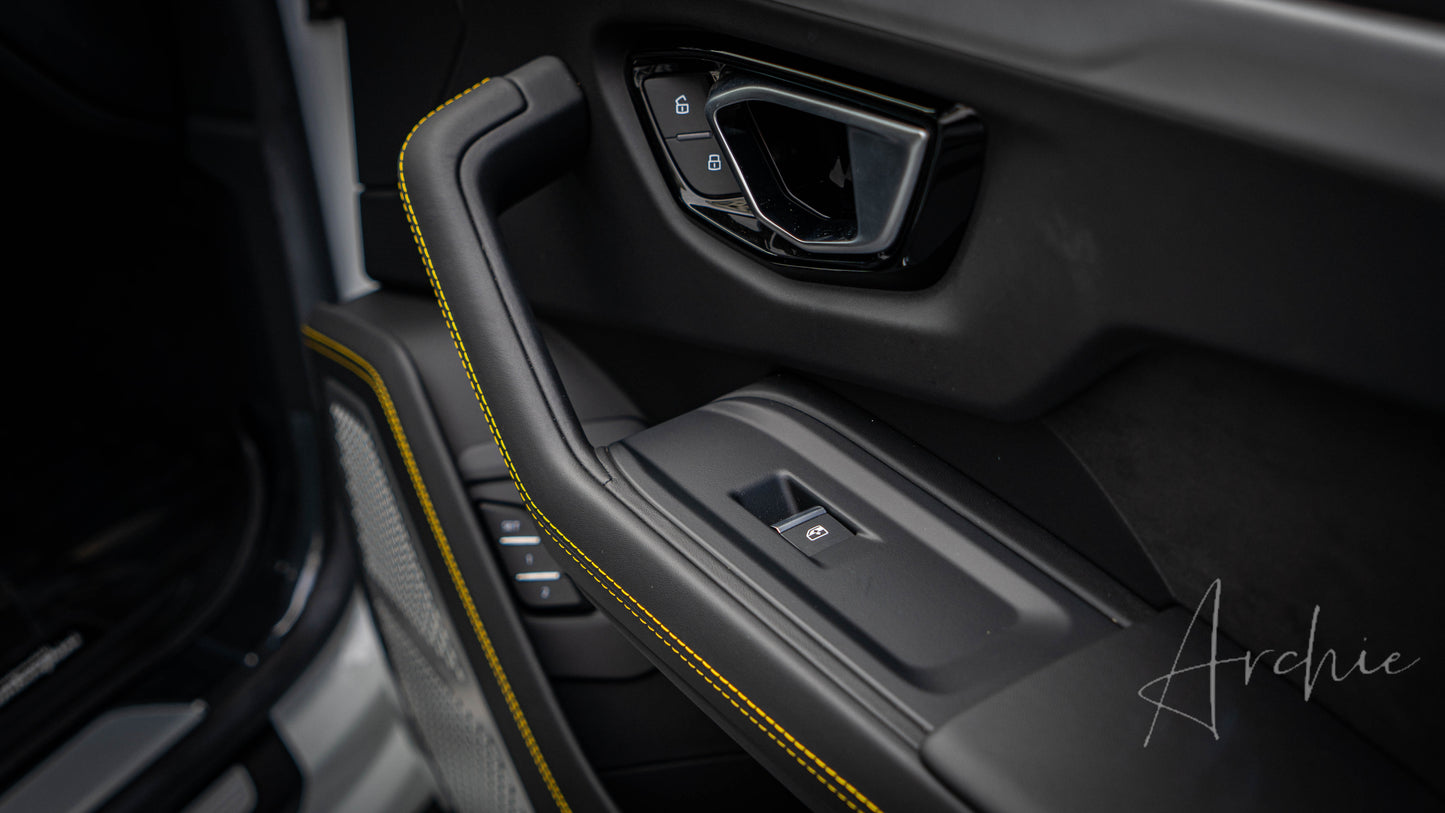 Lamborghini Urus - Услуги личного водителя