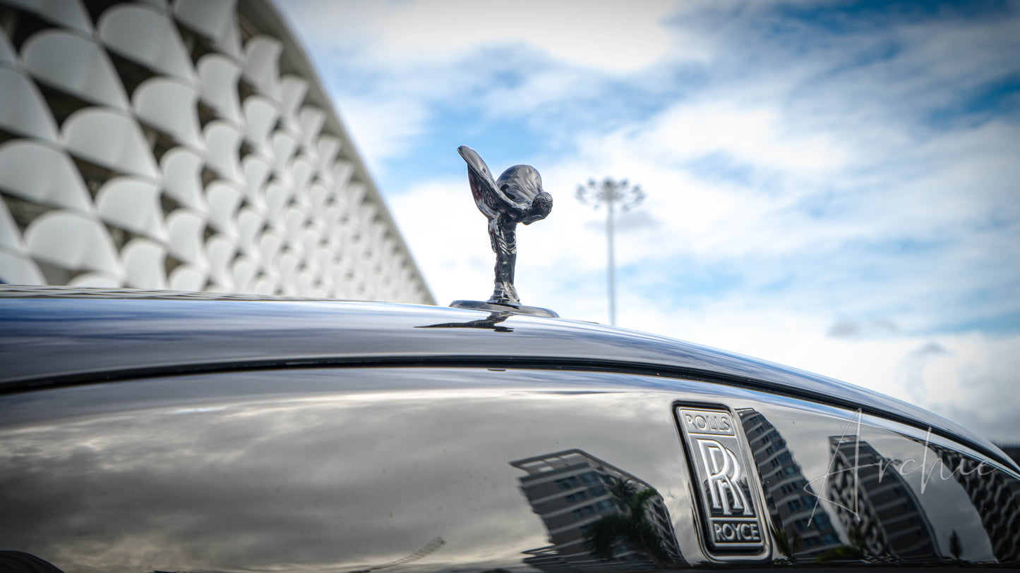 Rolls-Royce Cullinan BB - Услуги персонального водителя.