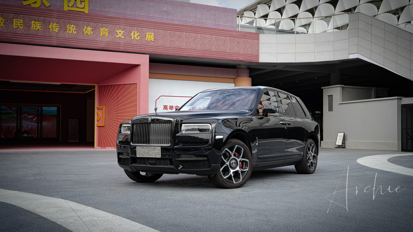 Rolls-Royce Cullinan BB - Услуги персонального водителя.