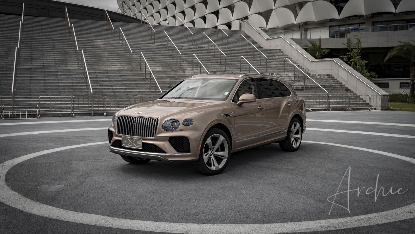 Bentley Bentayga Gold - Услуги личного водителя.