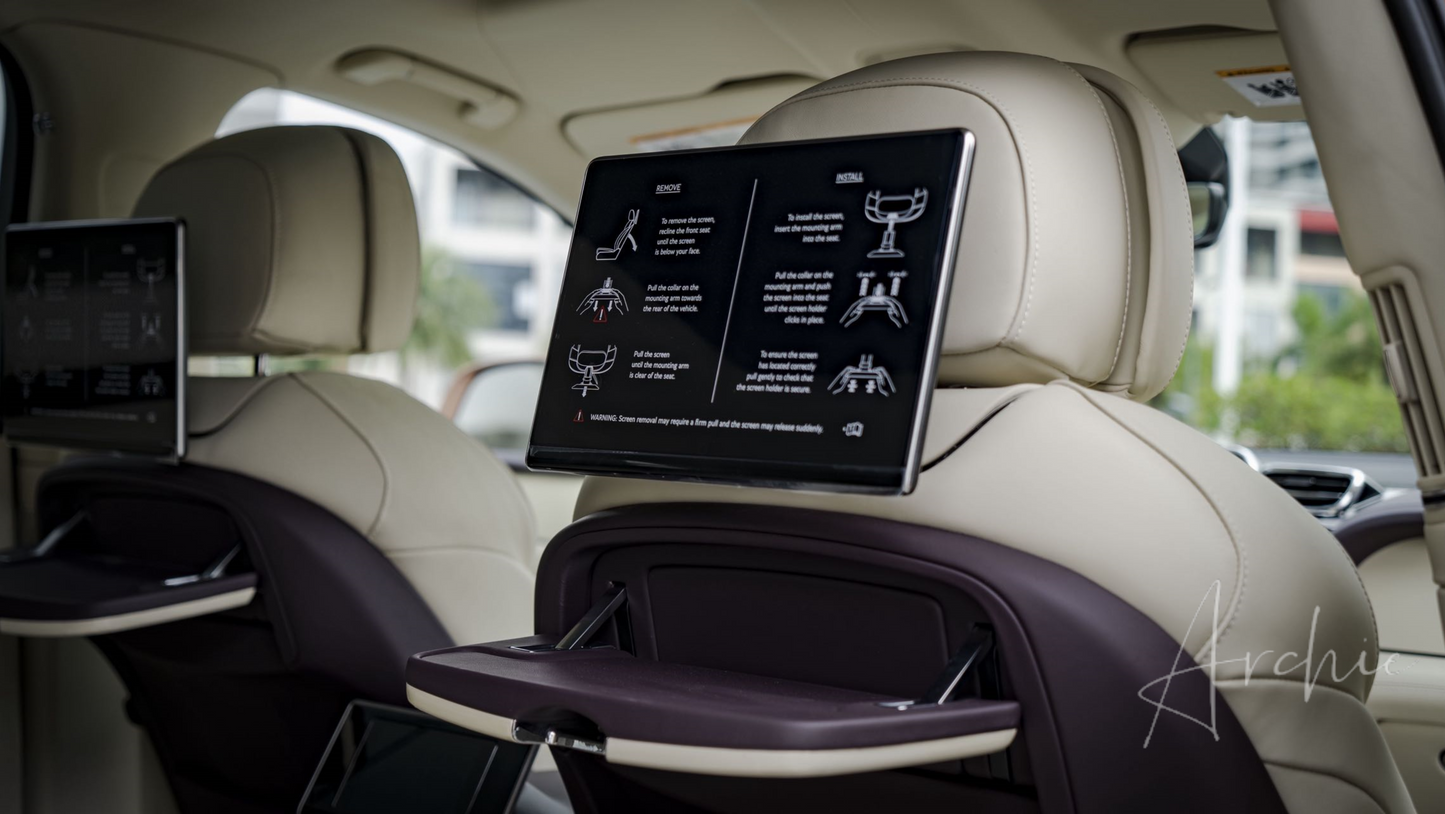 Bentley Bentayga Gold - Услуги личного водителя.
