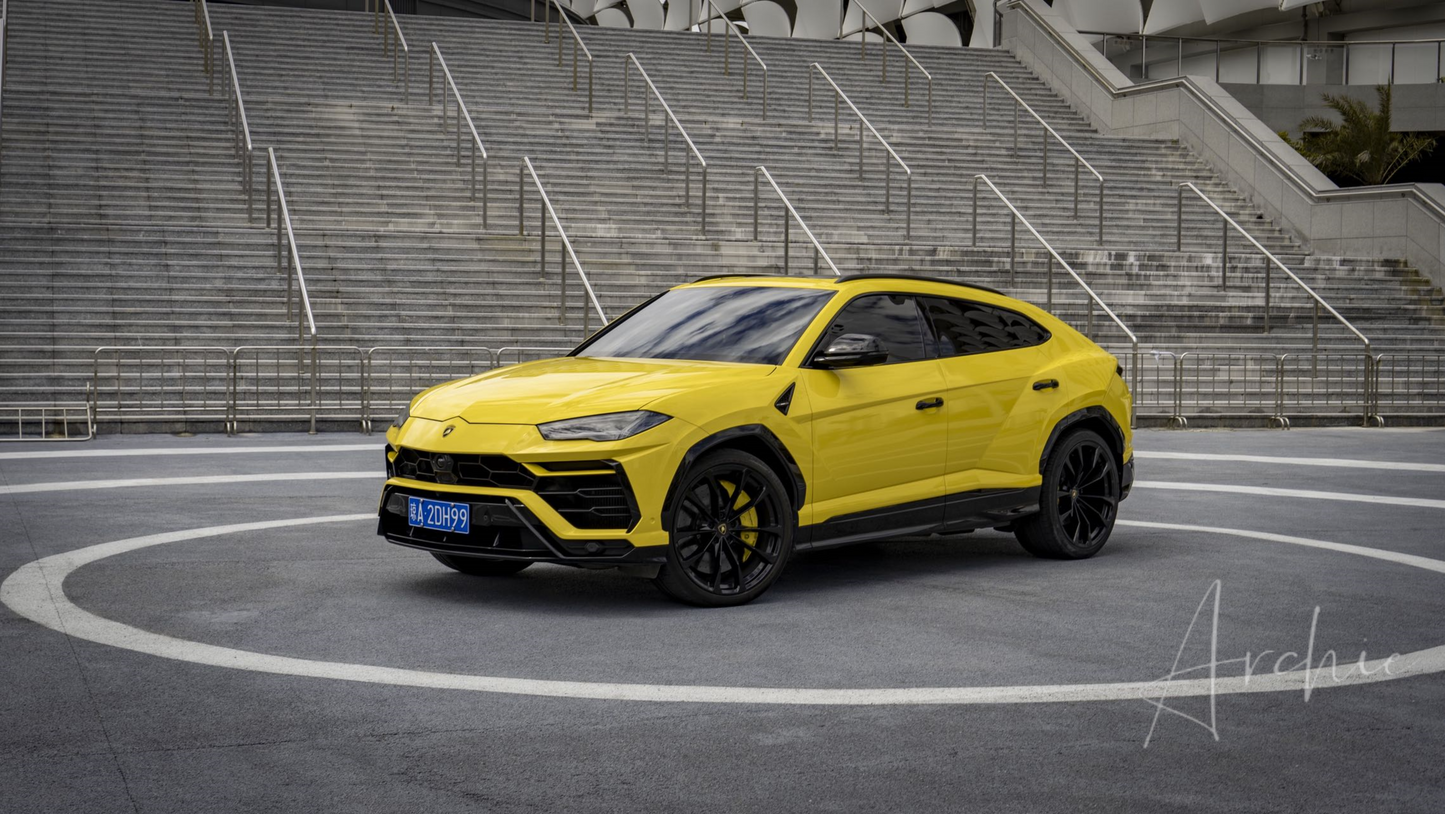 Lamborghini Urus - Услуги личного водителя