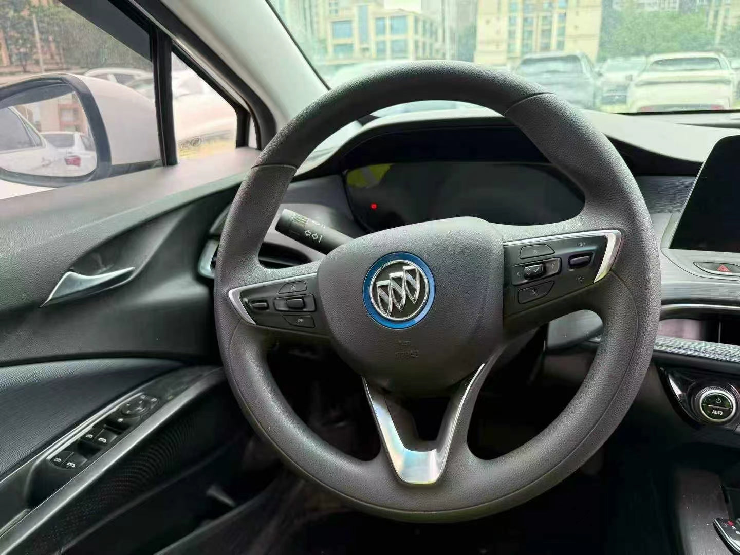 2023 Buick Velite 6 EV – 518 km CLTC Range | CATL Battery | Bulk Stock 120 Units | Average 80,000–150,000 km